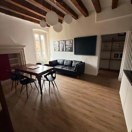 Casa Vellia Apartamento Brescia
